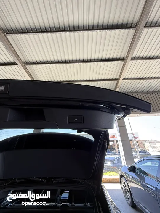 نـوع الـسـيـارة : VOLKSWAGEN ‏ ID.4 CROZZ PRO :صـنـف الـسـيـارة ‏‎سـنـة الـصـنـع : 2023  كحلي +سمنتي