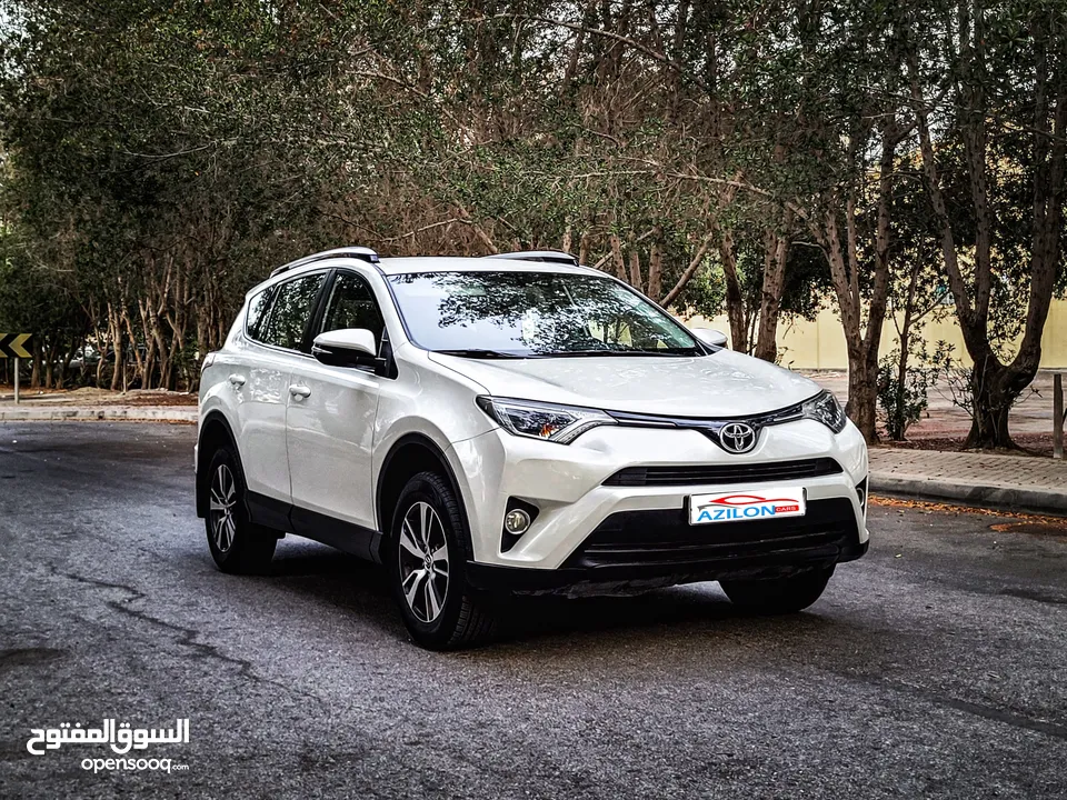 TOYOTA RAV 4 MODEL 2018 MID OPTION SINGLE OWNER NO REPAINT FULL COVER INSURANCE FAMILY USED