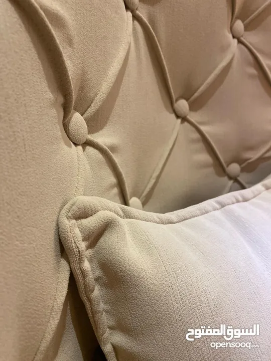 كنبه مفردة