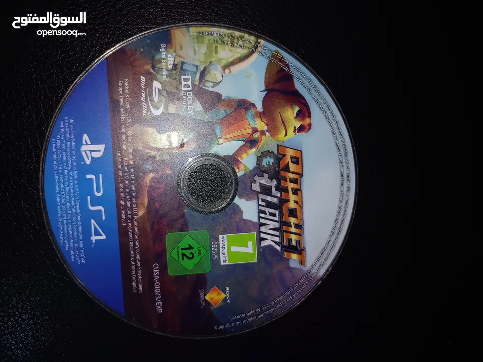 للبيع: مجموعة ألعاب PS4 مستعملة بأسعار مناسبة!