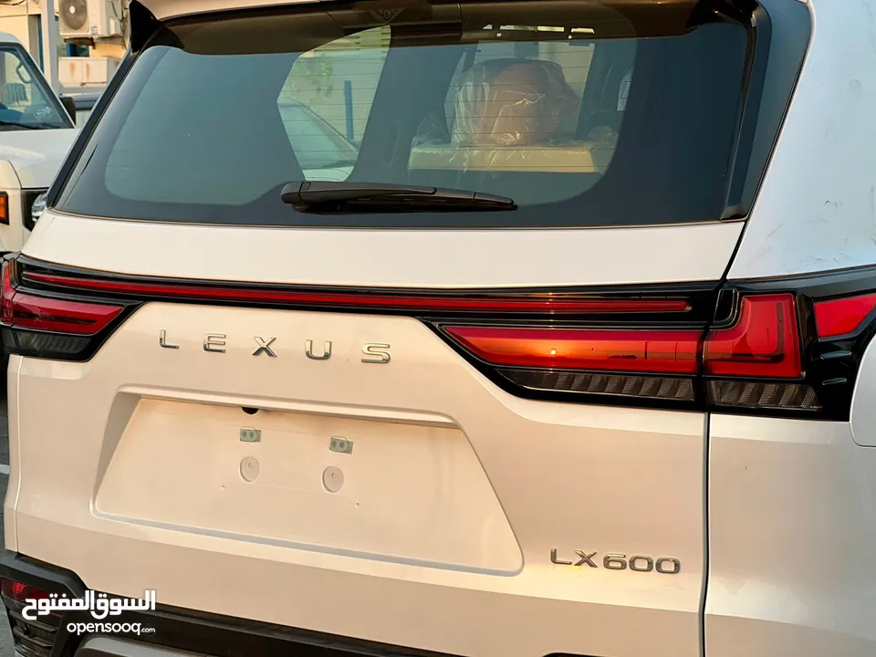 Lexus LX 600 BB - Signature 2023 GCC FULL