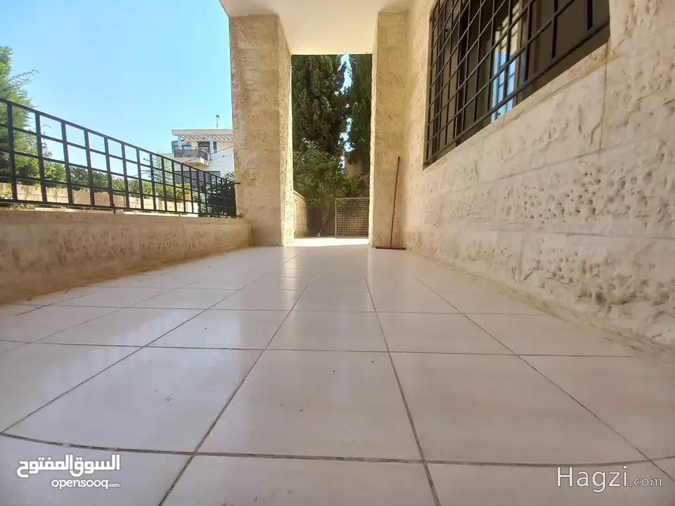 شقة شبه مفروشة للإيجار في عبدون  ( Property 33898 ) سنوي فقط