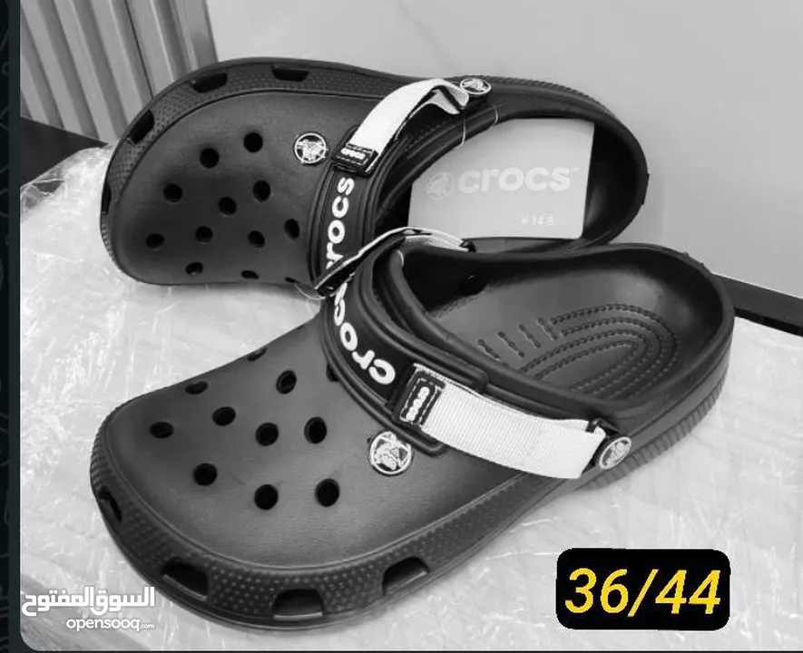 CROCS   AVAILABLE SIZE MENTIONED ON PICTURES  عرررررررررررض وتخفيضات