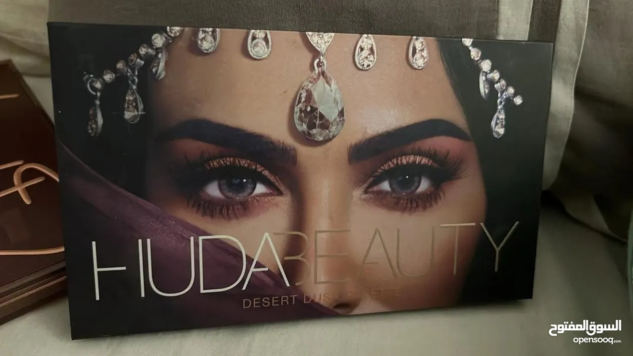 مكياج huda beauty اصلي