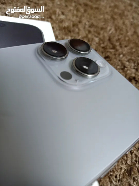 Iphone 15 pro max 256 Natural Titanium ايفون 15 برو ماكس 256 شرق أوسط