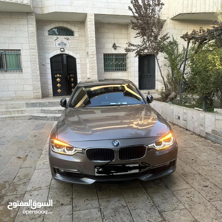 Bmw 318 , 2015 للبيع