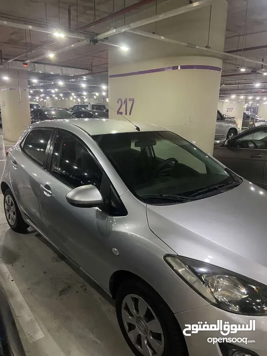 Mazda  2  2015