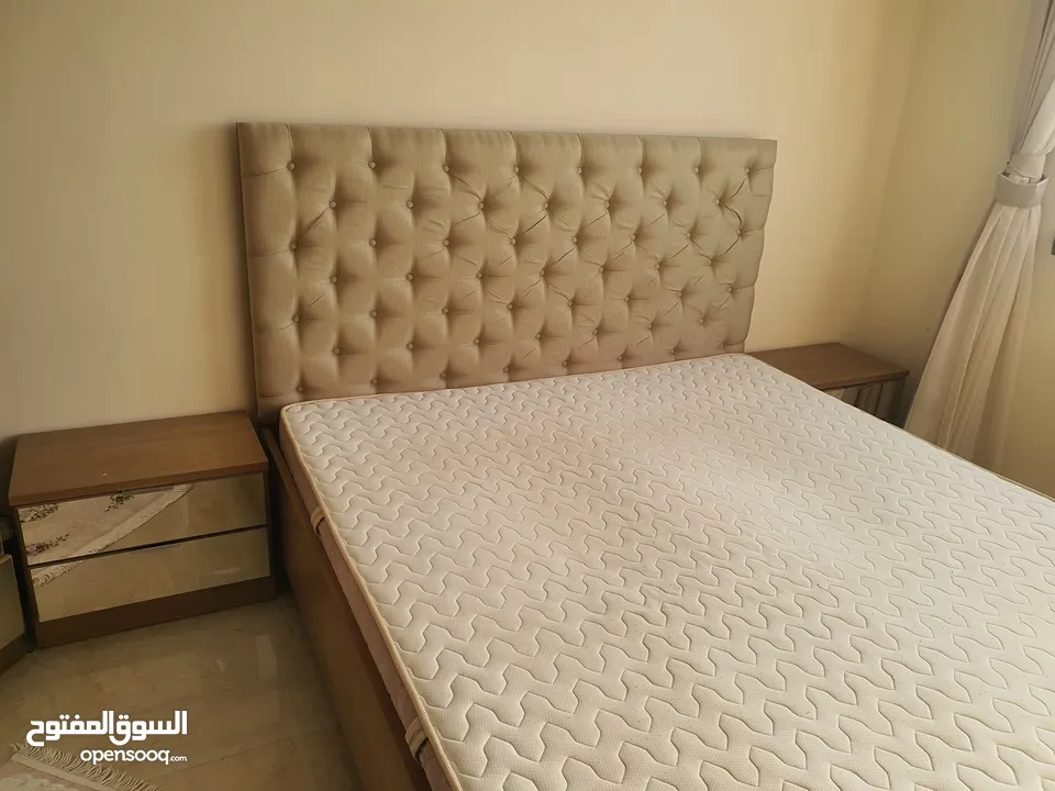 King size bed with mattress