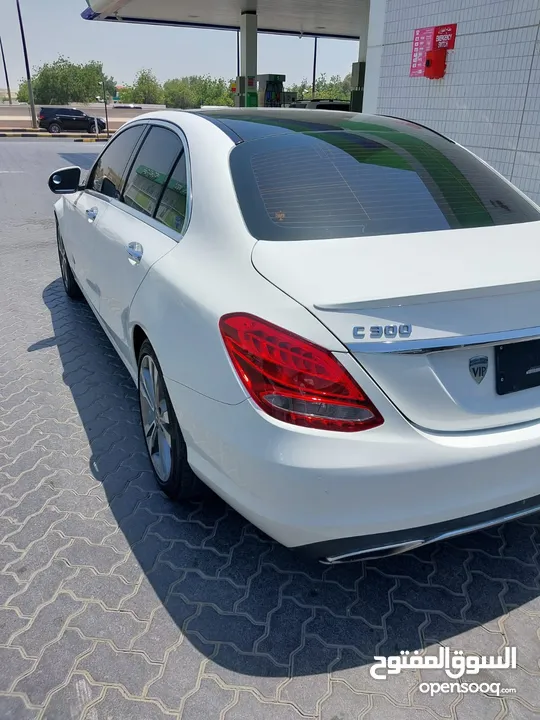 Mercedes Benz C300 (Excellent Condition)