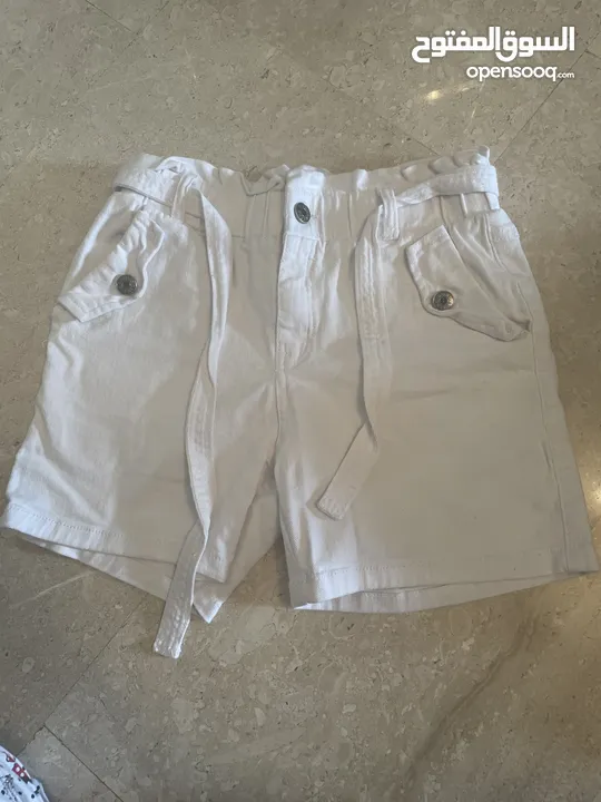Never worn  No rips