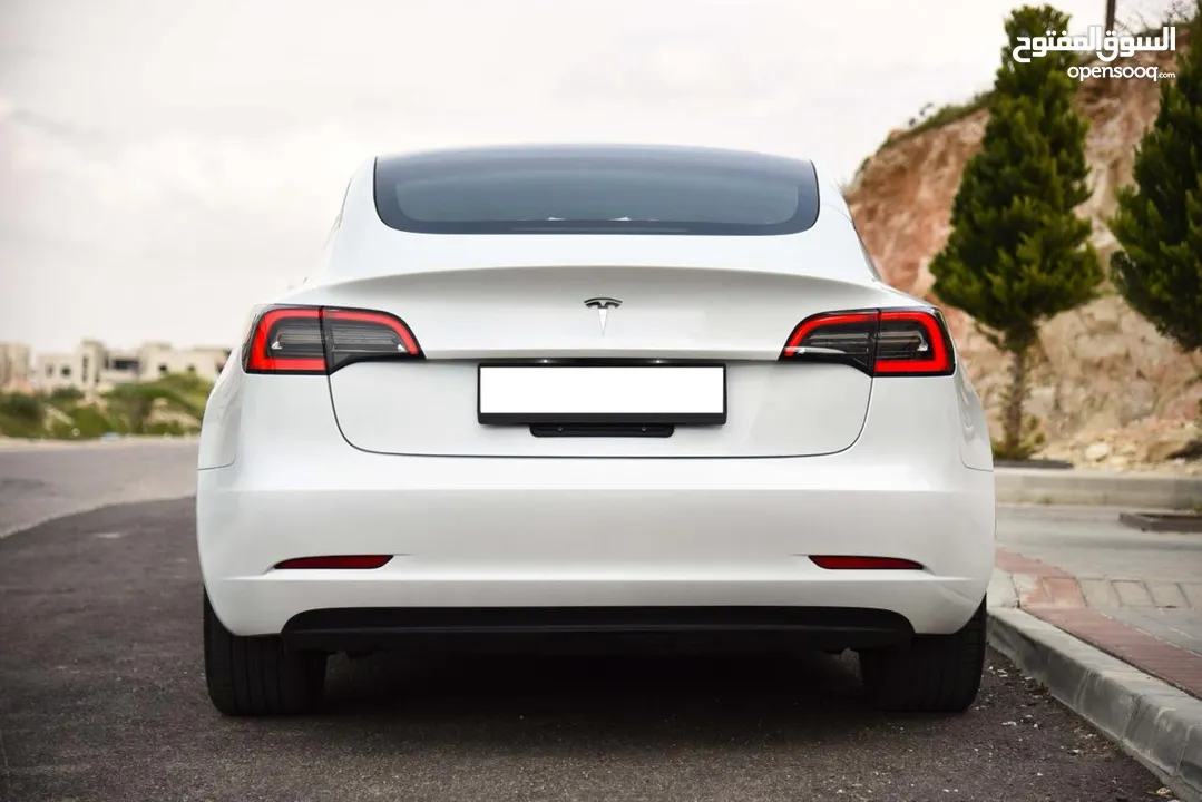‏Tesla Model 3 Standerd Plus 2023 بدفعة 2000