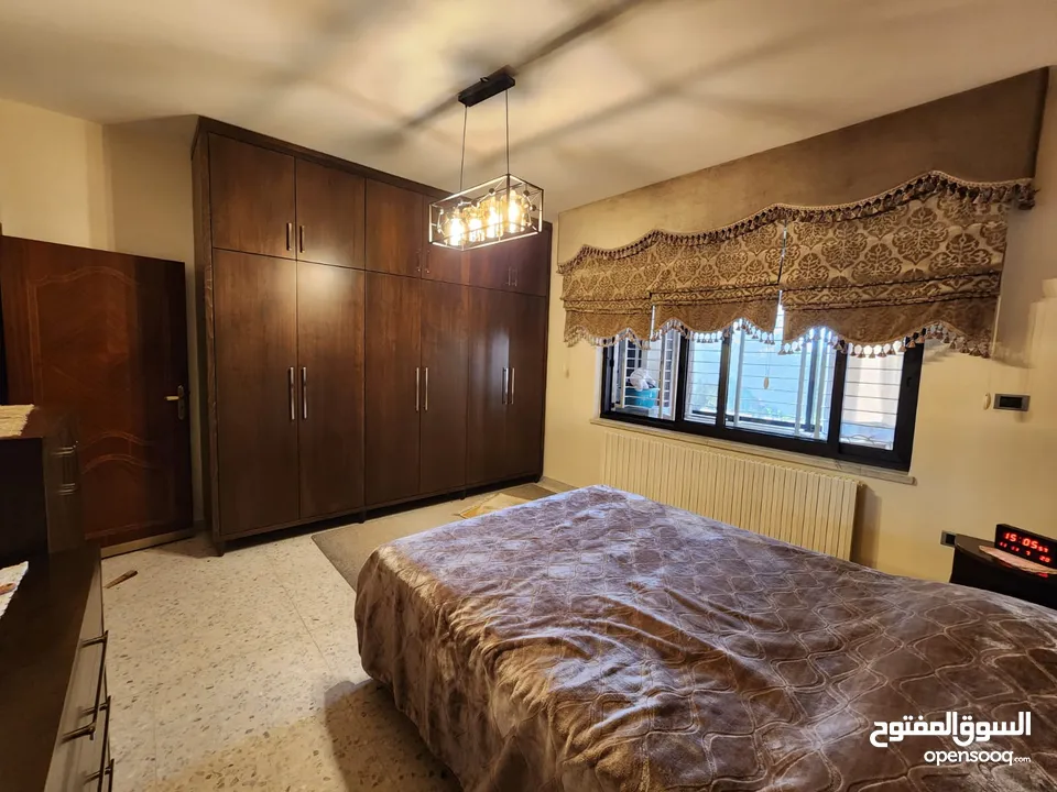 طابق ارضي من ضمن فيلا للإيجار في الصويفية ref : 14248