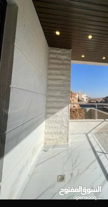 شقه فاخره جدا لم تسكن دير غبار في أرقى مناطق دير غبار