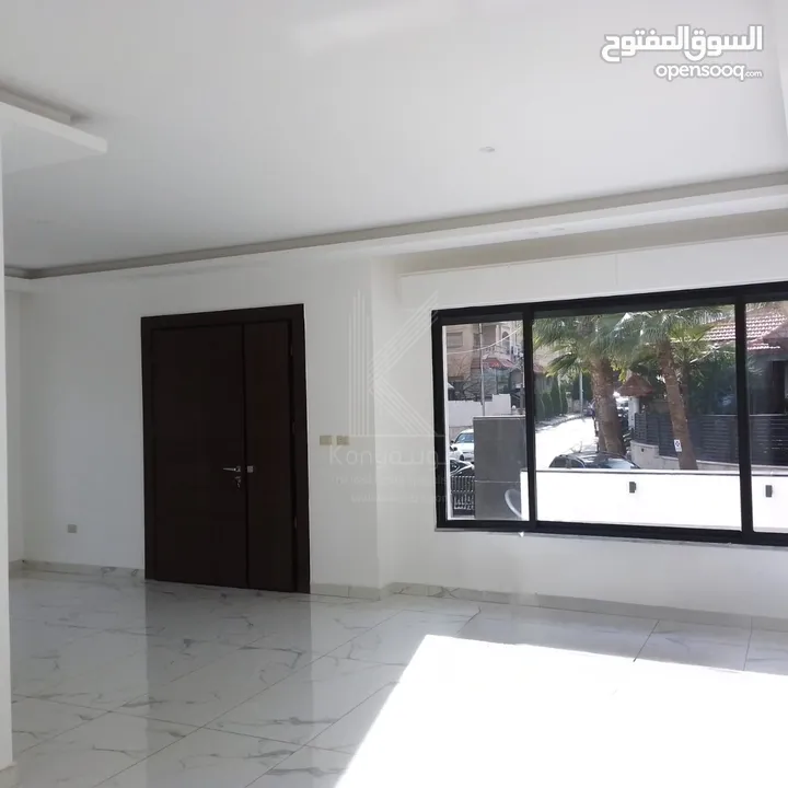 شقة فاخرة للبيع في ام اذينة مع تشطيبات حديثة