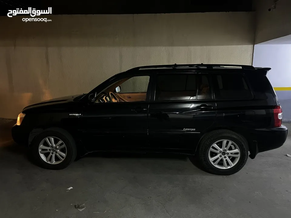 تويوتا هايلاندر فل كامل بحالة ممتازة 2006