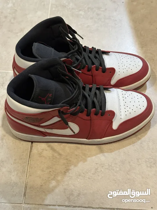 Jordan 1 Mid Chicago retro Original