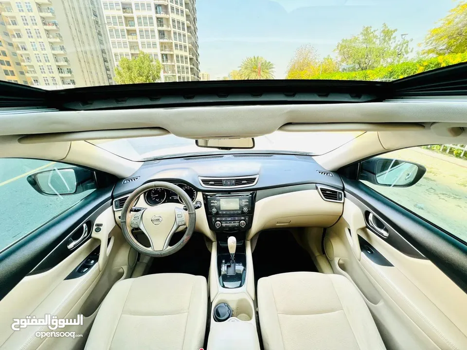 NISSAN XTRAIL 2015 WHITE GCC WITH SUNROOF