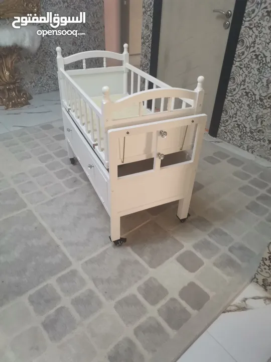 سرير مستعمل أطفال