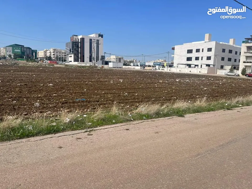 قطعة ارض للبيع مساحتها 950 متر سكن ب شغل اسكانات حوض اطوال ايدون قرب دوار الثقافة