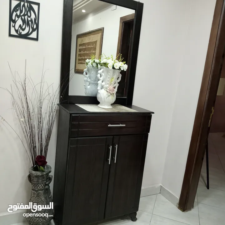 اثاث مستعمل للبيع كامل ولا مفرق كل شي بسعر