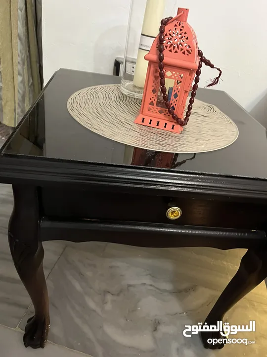 طاولات غرفة جلوس