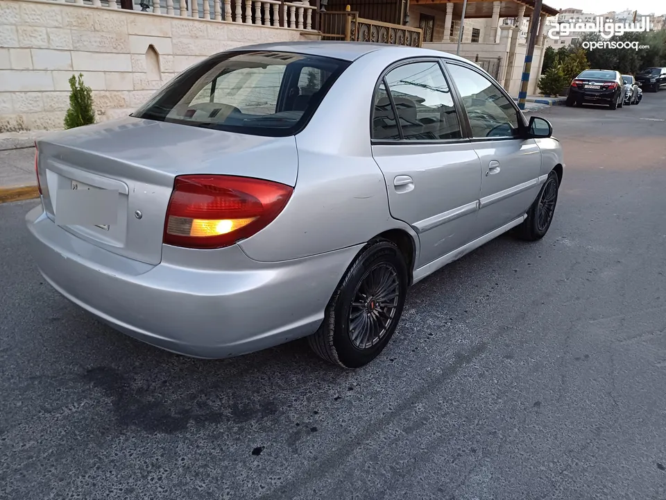 كيا ريو موديل 2003 جيرو اوتوماتيك