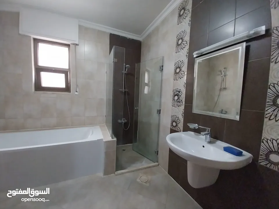 شقة غير مفروشة للإيجار 420م2 ( Property 19466 ) سنوي فقط