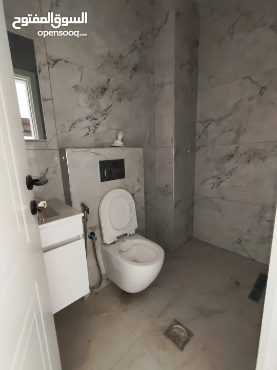 عااااججلل ششقة مع حححديقةةة غير مفروش للإيجار في عين مصباح