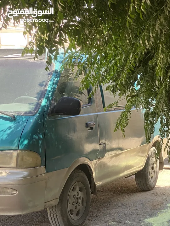 باص فإن بريجو للبيع