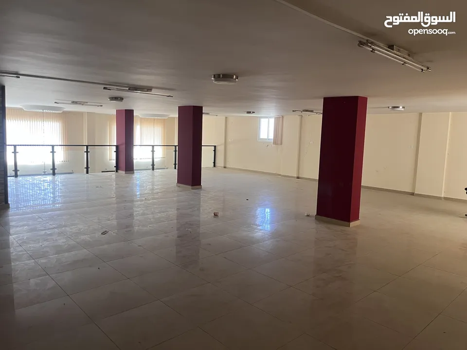 قطعة ارض تجاري مع محلات في منطقة مميزة جدا في البالوع للبيع من المالك مباشرة