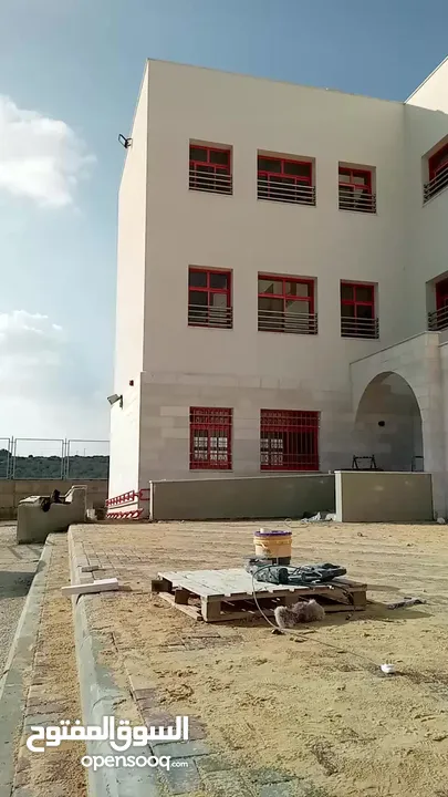 الطموني لتكحيل الحجر و اعمال العزل الداخلي و الخارجي وصيانة المنازل