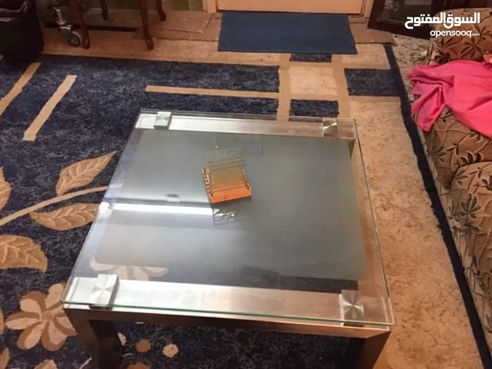 طاوله وسط زجاج( سكريت 10ملم )  وستنالس  دنماركيه