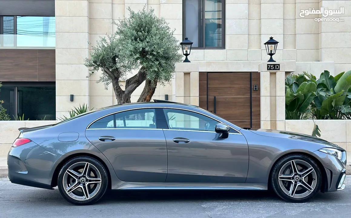 ميرسيدس cls 350  موديل 2022 للبيع بحالة الوكاله