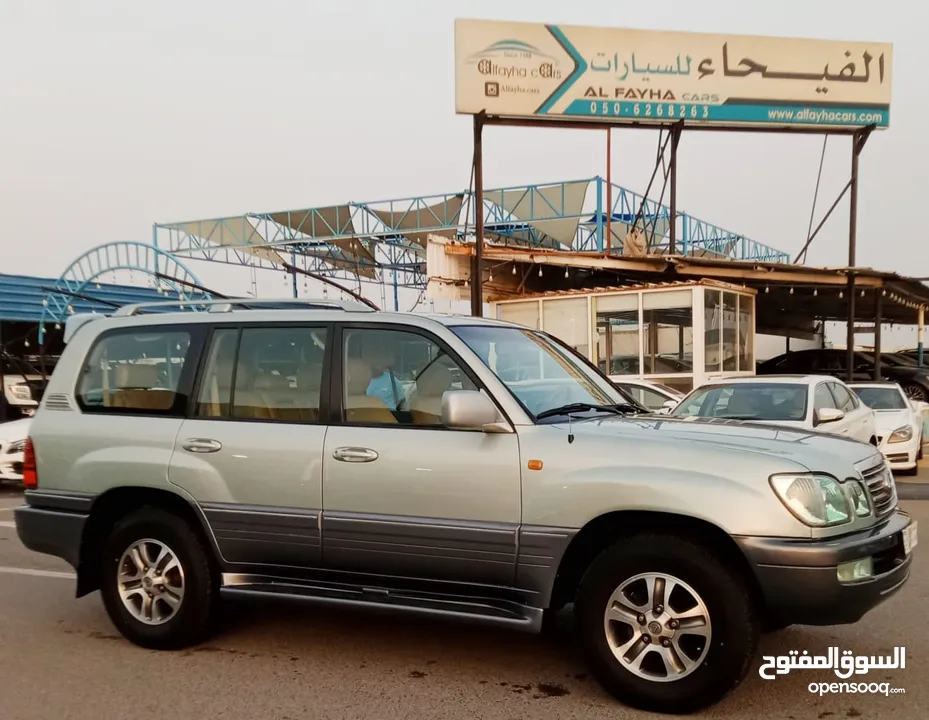 Lexus LX470 V8 4.7L Full Option Model 2005