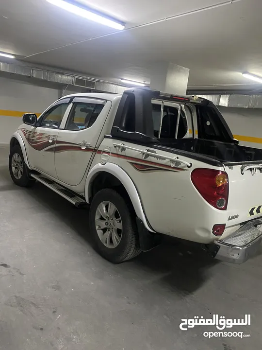 بك اب متسوبشي l200