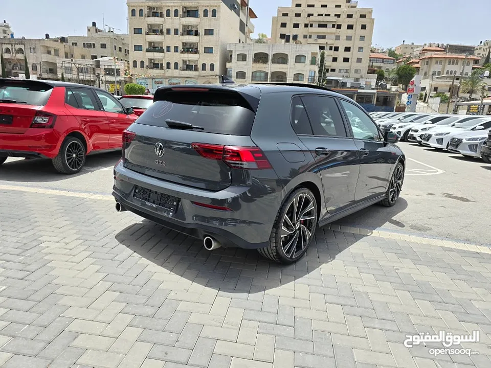 فولكس فاجن جولف GTI ترخيص 2021