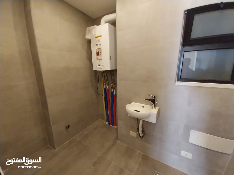 Unfurnished apartment to Rent  ( Property 38692 )-174796145