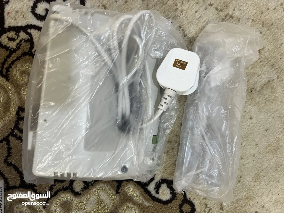 خلاط يدوي كهربائي جديد Geepas للبيع