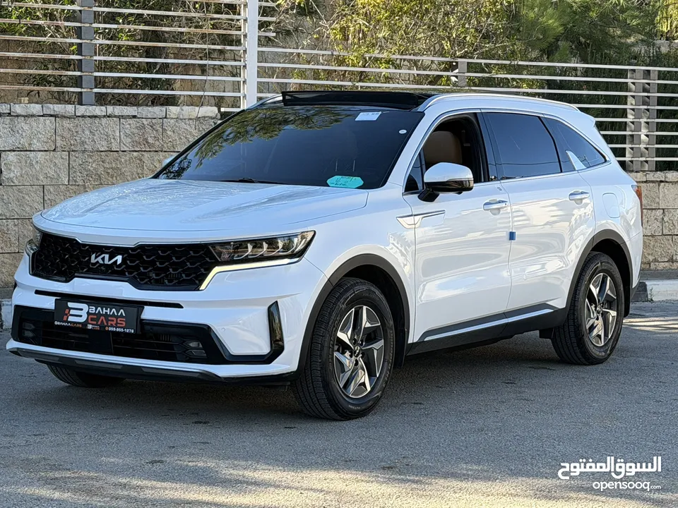 كيا سورينتو هايبرد بزنس فل اضافات مع فتحة سقف بانوراما ترخيص 2022/ 240 حصان  بسعر مميز جد 159000 كاش