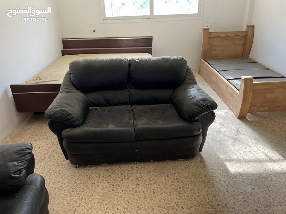 ‎للبيع أثاث غرفة نوم بحالة جيدة جدًا: