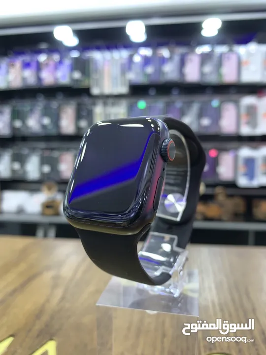 Used Apple watch series 7  ‎الساعة استخدام بسيط بطارية اصلية 93٪؜