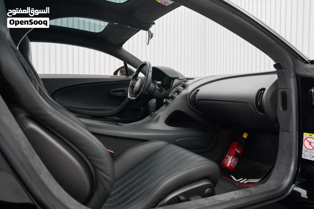 BUGATTI CHIRON SPORT, 2020, GCC, FSH, IMMACULATE CONDITION