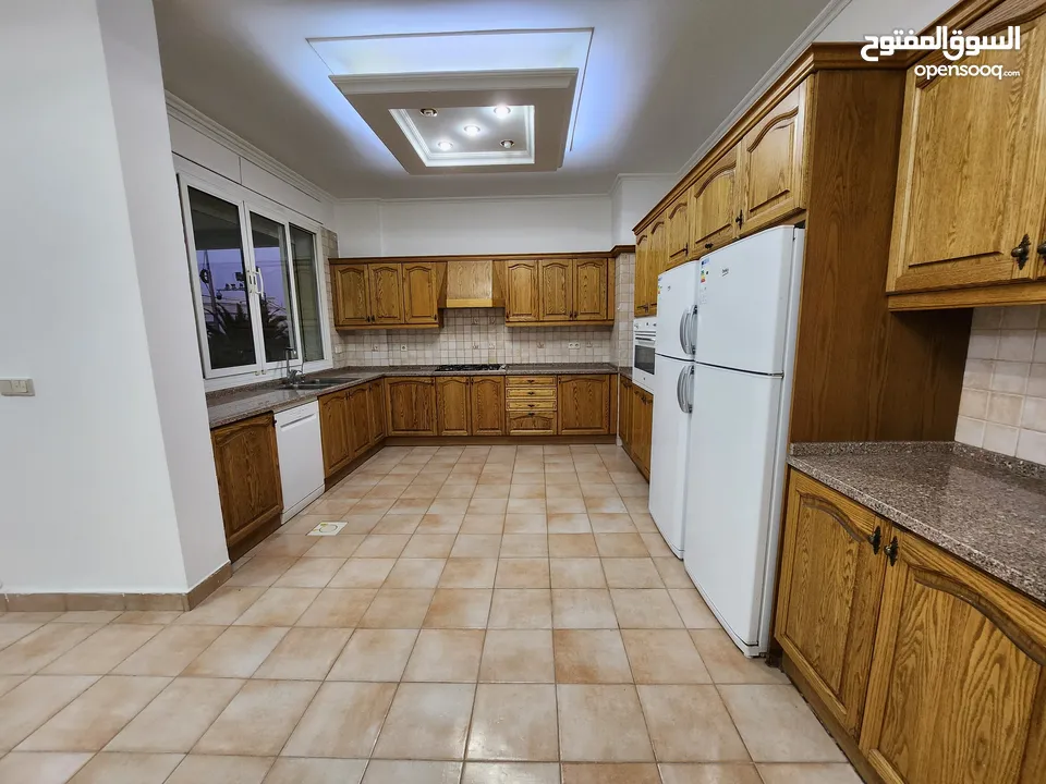 شقة شبة مفروشة للإيجار  ( Property 39542 )-175046910