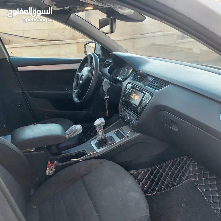 اكتافيا استيشن