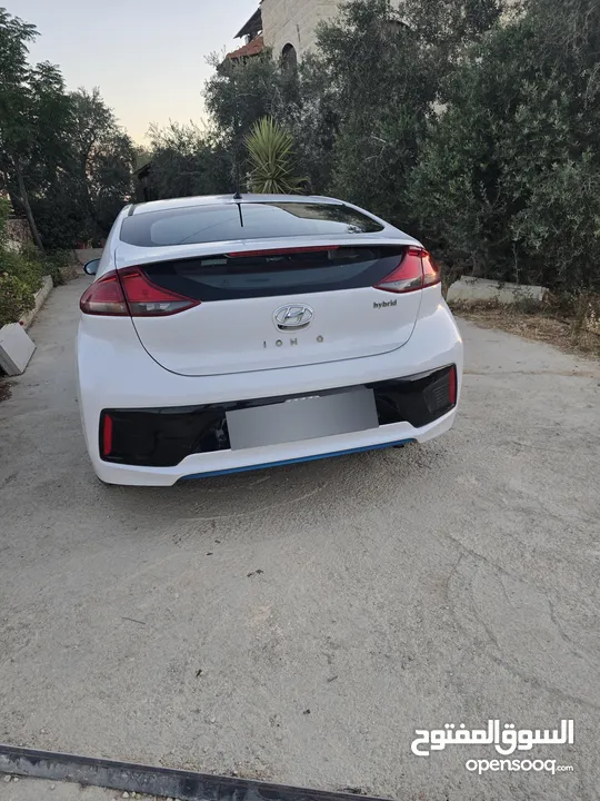 هيونداي ايونك