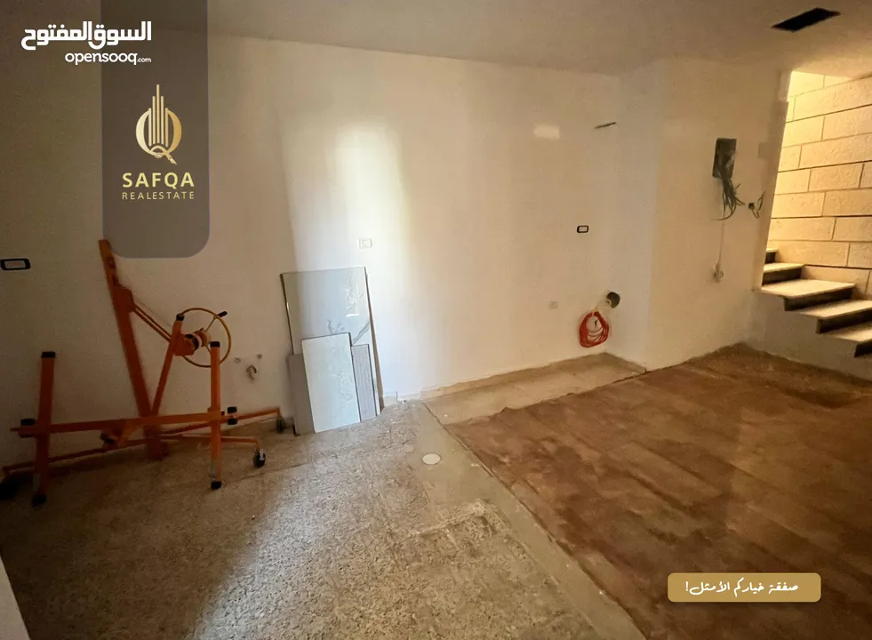 بيت مستقل طابقين غير مفروش مجدد للايجار في سطح مرحبا