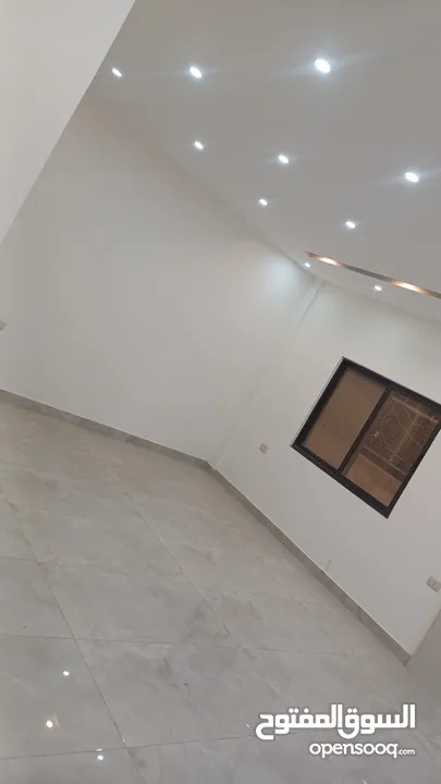 شقة لقطة للبيع