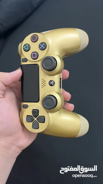يدة بلايستيشن/PS4 مستعملة بحالة جيدة(اصلية)