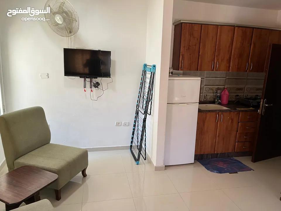 استوديو مفروش للايجار عين منجد