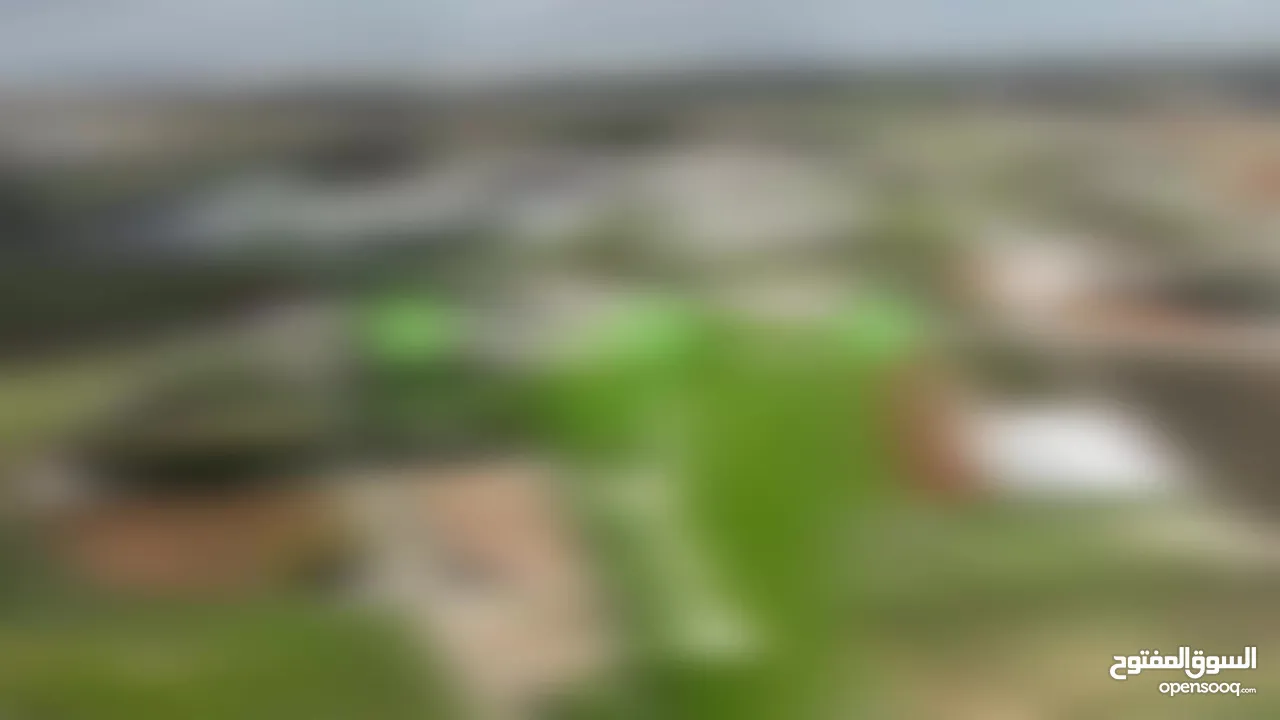 أرض مطلة للبيع في طريق المطار خلف مدارس الشويفات مساحة 1000 متر سكن (ب)